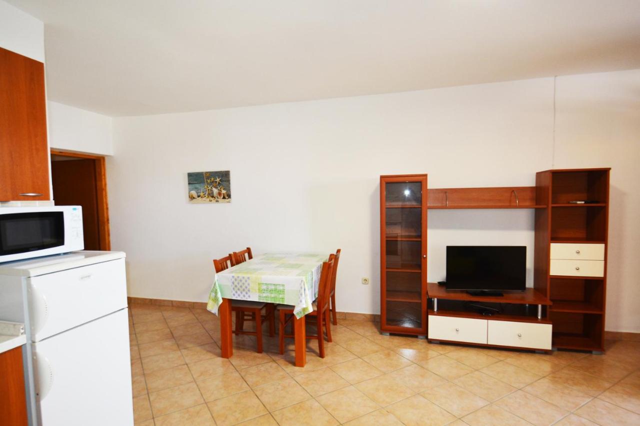 Apartments Barbati Kustići Eksteriør billede