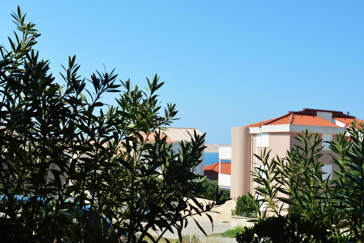 Apartments Barbati Kustići Eksteriør billede
