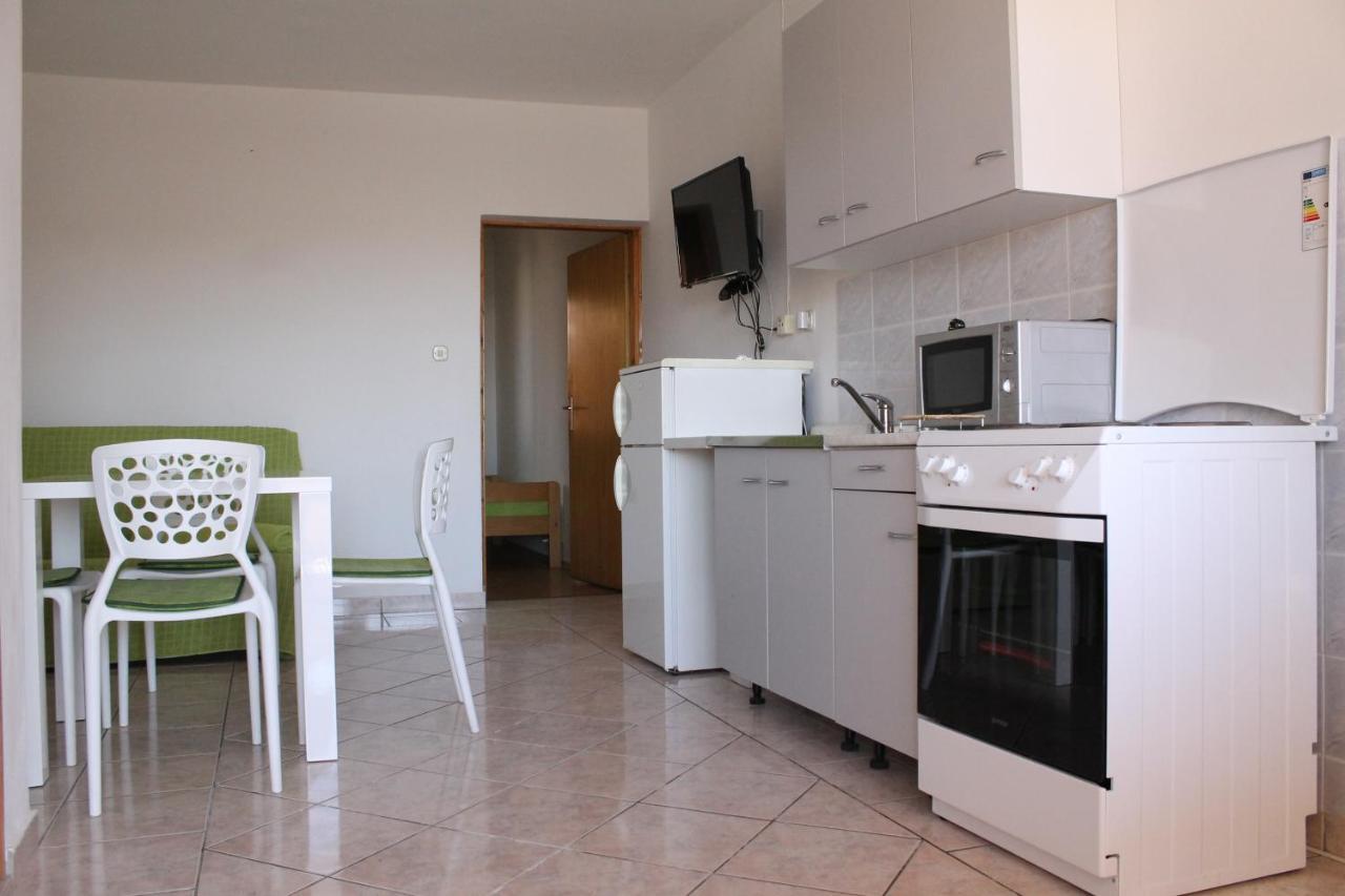 Apartments Barbati Kustići Eksteriør billede